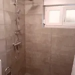 Leona * Сплит